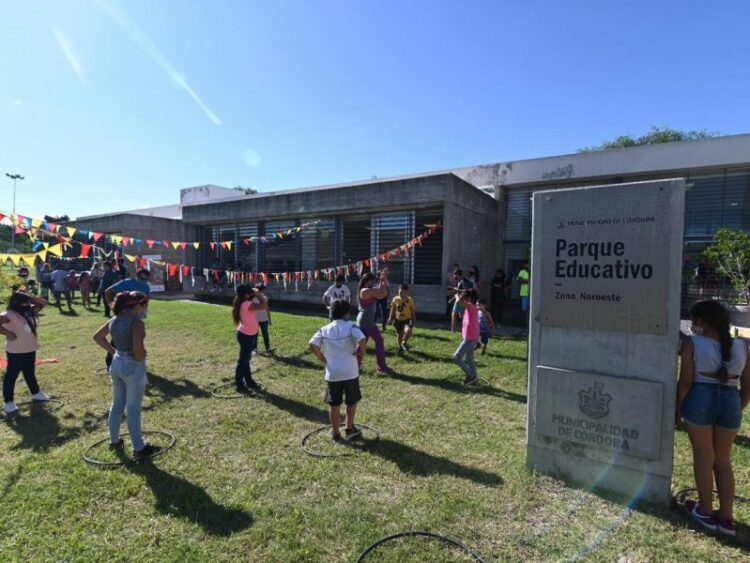 La grilla comenzará este lunes con una visita al Museo de Ciencias Interactivo de la UNC.