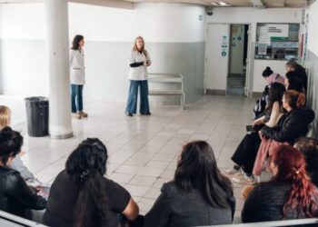 A lo largo de los encuentros se compartirán experiencias, se resolverán dudas y se aprenderán estrategias para el cuidado propio y el de otro.