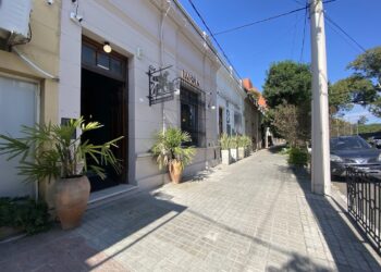 Fábula Libros y Café: agenda cultural de Julio en barrio Juniors