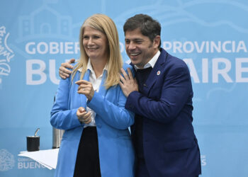 Magario: “Es momento de unir fuerzas para frenar la crisis y reconstruir el país”