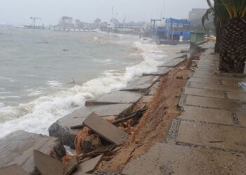 Preocupación en Chile por las lluvias constantes y el aumento del nivel del mar