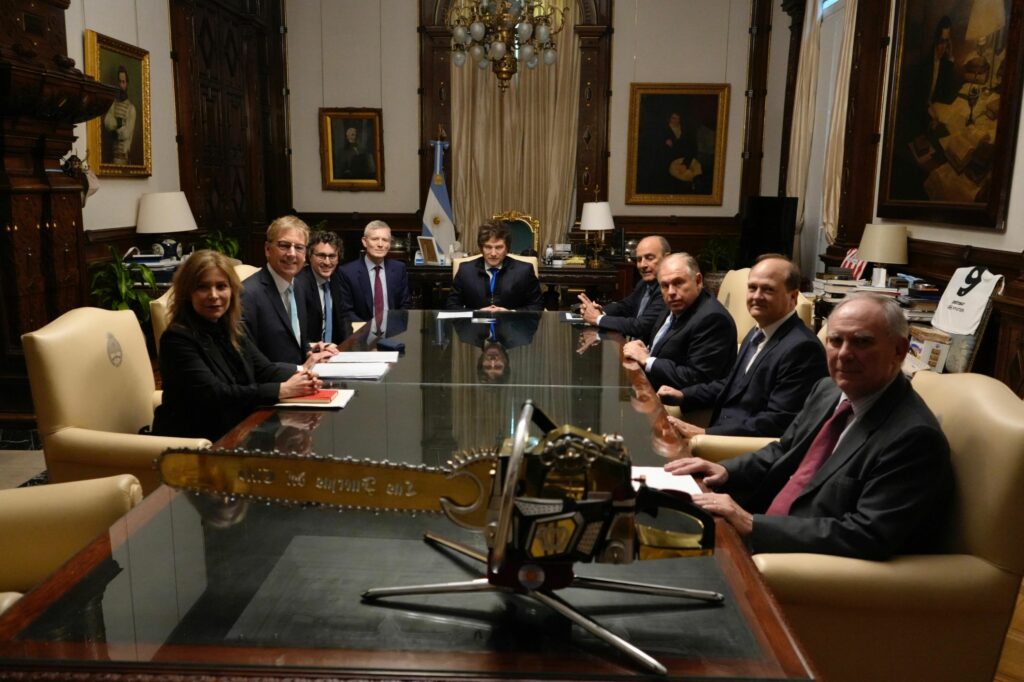Milei recibió a directivos de Glencore y Río Tinto por millonarias inversiones mineras bajo el RIGI
