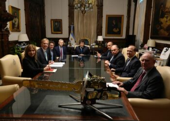 Milei recibió a directivos de Glencore y Río Tinto por millonarias inversiones mineras bajo el RIGI