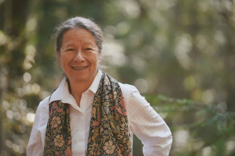 El primer libro a tratar es "Vivir en las ruinas: paisajes multiespecie en el Antropoceno", de la antropóloga Anna L. Tsing.