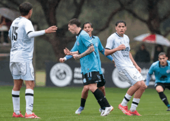 Belgrano ganó y trepó a la punta