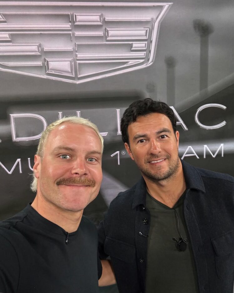 A la izquierda Valteri Bottas, ex piloto de Mercedes y a su lado el mexicano ex Red Bull "Checo" Pérez.
