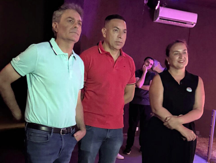 Carlos Oviedo, intendente de Cura Brochero (al medio), junto al legislador Mariano Ceballos y a la vicegobernadora Myrian Prunotto.