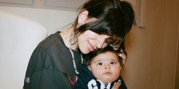 Cazzu aseguró que no considera «justo» el acuerdo económico con Nodal