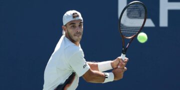 Cerúndolo remontó un partidazo y festejó en su debut en el US Open Cerúndolo remontó un partidazo y festejó en su debut en el US Open