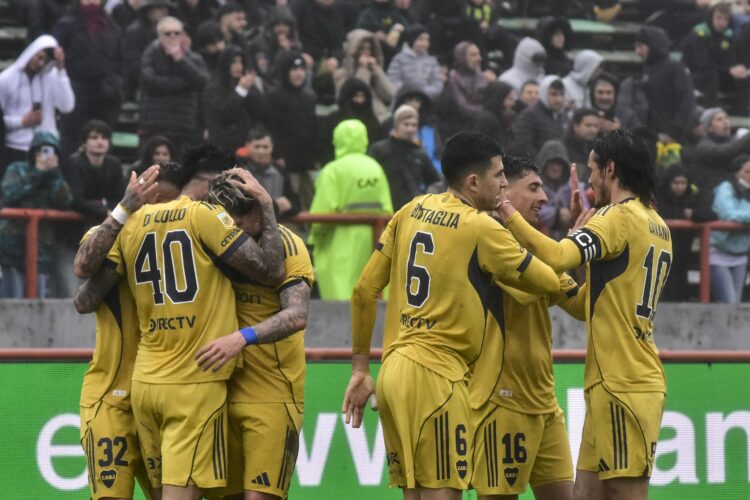Conexión aérea: con goles de cabeza Boca venció 2-0 a Aldosivi