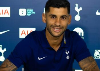Cristian el «Cuti» Romero renovó con el Tottenham Hotspur