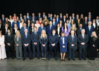 De cara a los comicios, la foto de Milei junto a sus candidatos