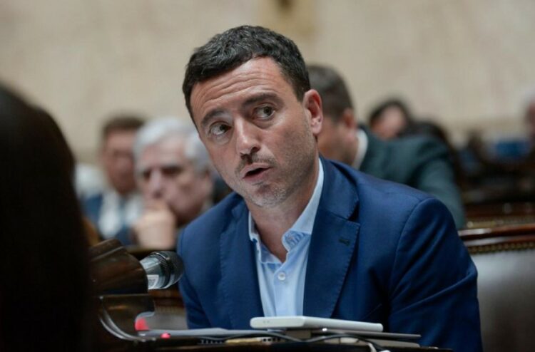 El naufragio político de De Loredo, entre errores propios y revanchas tardías
