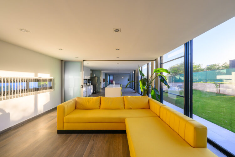 El color dirá mucho de la personalidad de los habitantes de la casa (proyecto Casa CM - MZ arquitectos). 
Fotógrafo Gonzalo Viramonte.