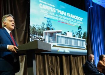 Llaryora anunció la construcción de un albergue para jóvenes con medidas privativas de la libertad