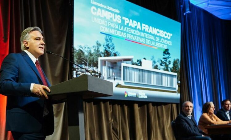 “Esta obra va a la profundidad de la recuperación de los jóvenes, para darle una segunda oportunidad a aquellos que no tuvieron la primera”, sostuvo Llaryora.