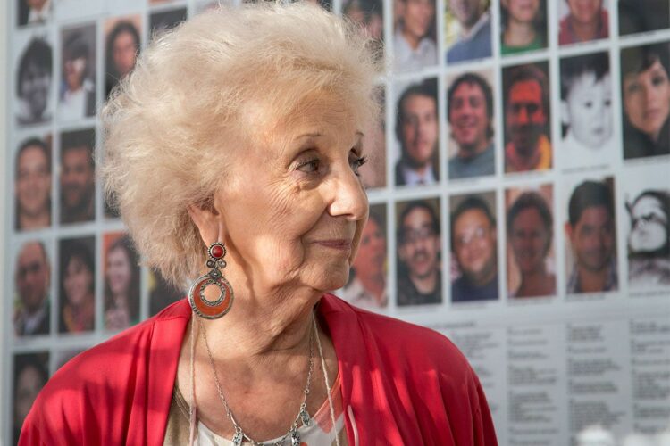 Estela de Carlotto repudió la utilización de la frase de Abuelas de Plaza de Mayo en la campaña de LLA.