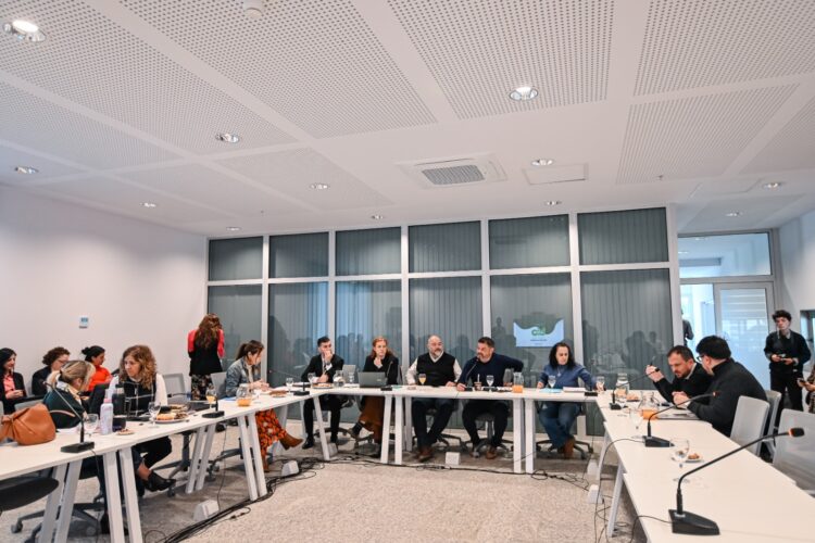 Se contó con la presencia de Fabián Lattanzi, presidente del Ente Municipal BioCórdoba; Constanza García Capocasa, directora de Biodiversidad del Ente Municipal BioCórdoba; y Diego Bregman de Legales del Ente.