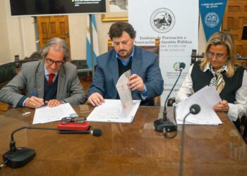 Las Defensorías de Córdoba, Santa Fe y Paraná crearon un espacio de articulación regional