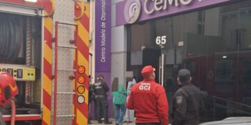 Incendio en un centro médico: 30 personas evacuadas Incendio en un centro médico: 30 personas evacuadas
