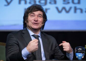 El presidente Javier Milei firmó el veto a las leyes sancionadas por el Congreso.