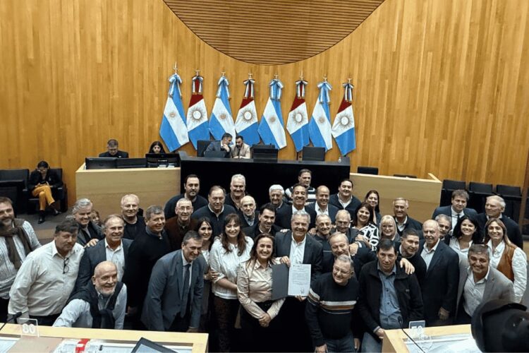 La iniciativa había sido impulsada por el gobernador Martín Llaryora junto a las entidades del sector.