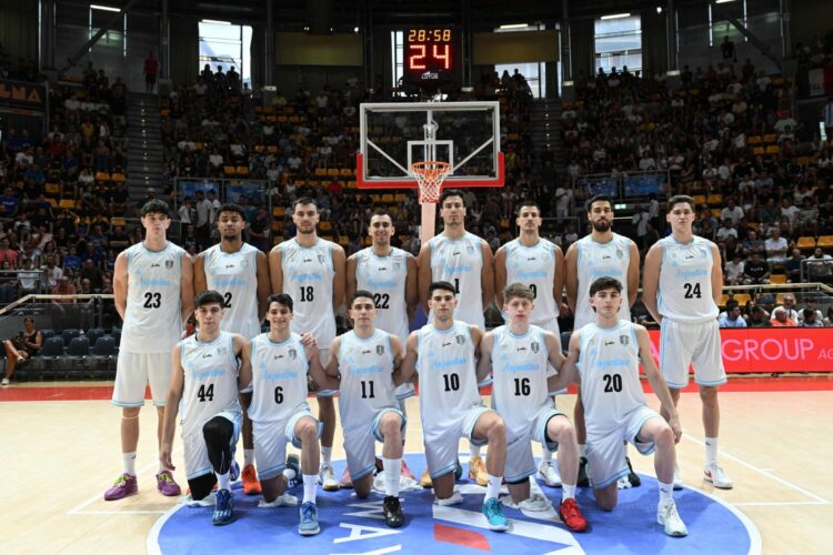Prigioni utilizó 13 de los 14 jugadores a disposición.