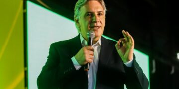 Martín Llaryora