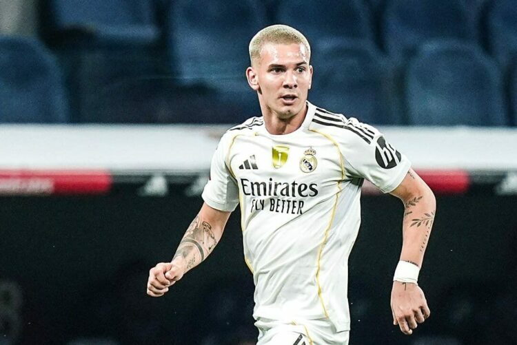 El argentino se convirtió en el tercer jugador más joven en debutar con la camiseta del Madrid