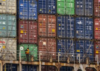 La balanza comercial cerró julio con un superávit de US$988 millones