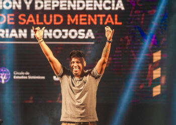 “Manipulación y Dependencia”: Un show que fusiona psicología, humor y música