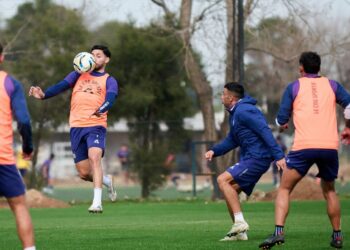 Talleres venció a Juniors y a Peñarol en dos amistosos