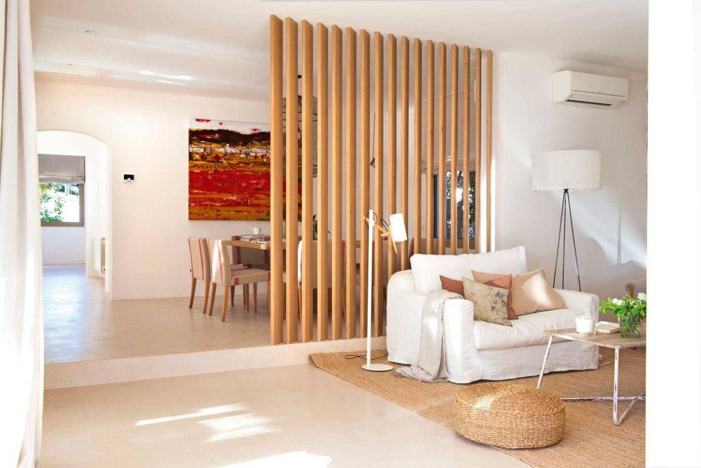 Separadores de madera: ocultan y dividen sin interrumpir Separadores de madera: ocultan y dividen sin interrumpir