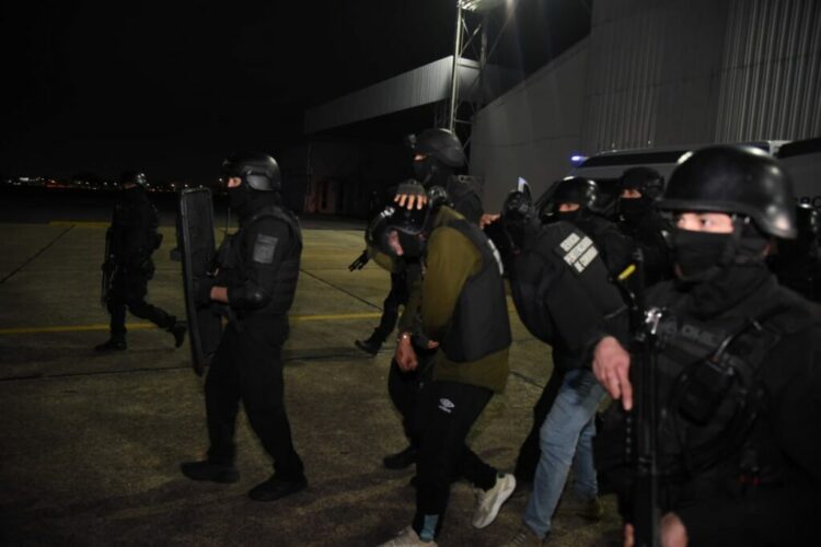 El operativo se realizó desde el Complejo Carcelario de Cruz del Eje.