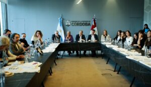Llaryora se puso al frente del rechazo al veto de la ley de emergencia en discapacidad