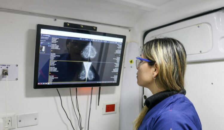 Detección temprana del cáncer de mama en todo el territorio provincial.