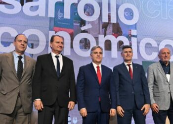 Llaryora ponderó el modelo productivo cordobés