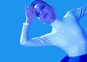 Artistas repatriados festejan en el Teatro Comedia su aniversario