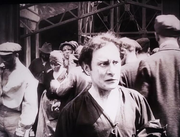 El film estrenó el 3 de septiembre de 1920 y fue dirigida por Hans Werckmeister.