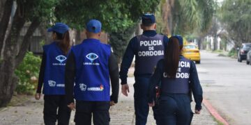 El programa del Ministerio de Seguridad conecta a los cordobeses con las fuerzas a través de WhatsApp.