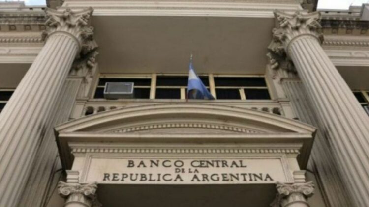 Ingresó el desembolso del Fondo Monetario y las reservas superaron los USD 43.000 millones por primera vez desde 2023.