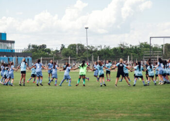 En el Día de la Futbolista, lanzan el primer Campus Formativo de Fútbol Femenino