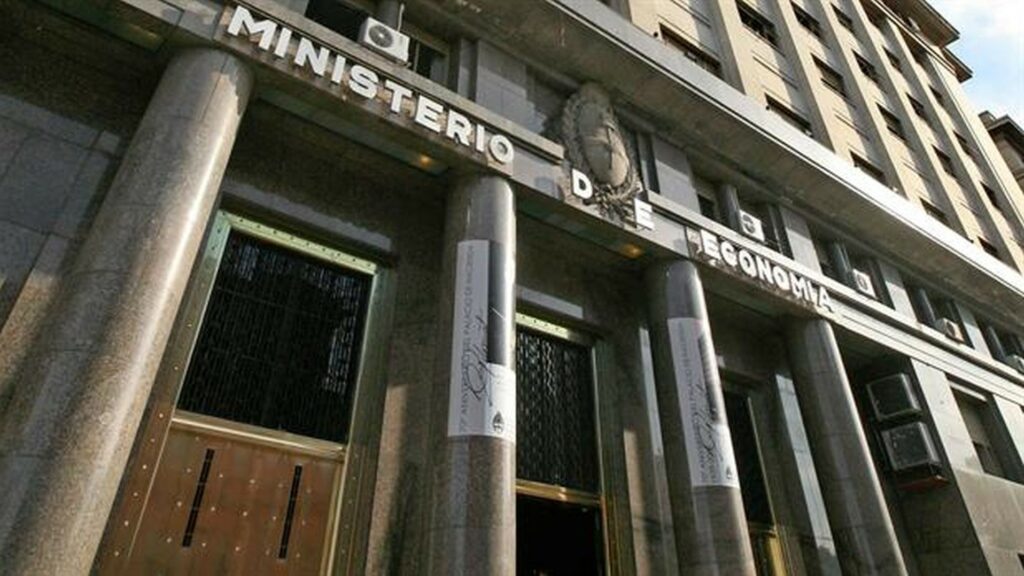 El Gobierno cerró la Secretaría de Industria y Comercio y la Secretaría Pyme