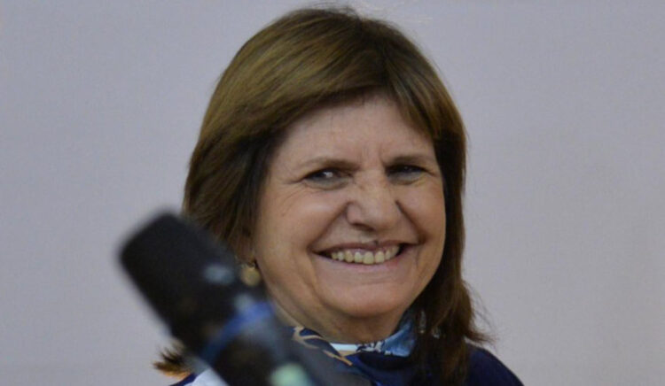 Patricia Bullrich encabezó una demostración antidisturbios y presentó equipamiento y tecnología para modernizar a las fuerzas federales y reforzar la seguridad ciudadana.