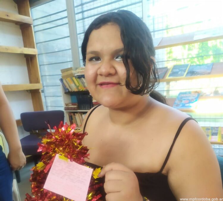 Fiscalía solicita ayuda para localizar a una adolescente de 17 años.