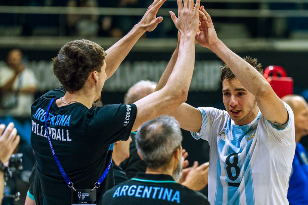 Argentina le ganó a Francia y se metió en octavos de final del Mundial de Vóley