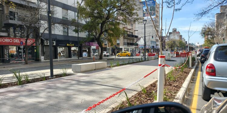 Así quedó la bulevarización de Av. Maipú entre Olmos y Sarmiento
