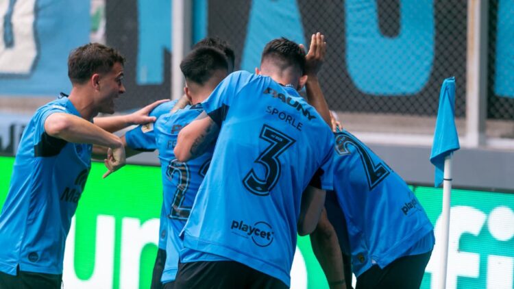 Belgrano extendió la ventaja y le gana a Newell's por 3-1 en los cuartos de final de la Copa Argentina
