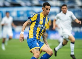 Di María marcó el tercer gol de Rosario Central ante Gimnasia.