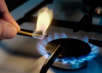 El proyecto del gobierno de Milei elimina beneficios a millones de hogares y deja discrecionalidad sobre las tarifas.